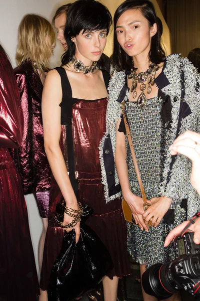Look 22